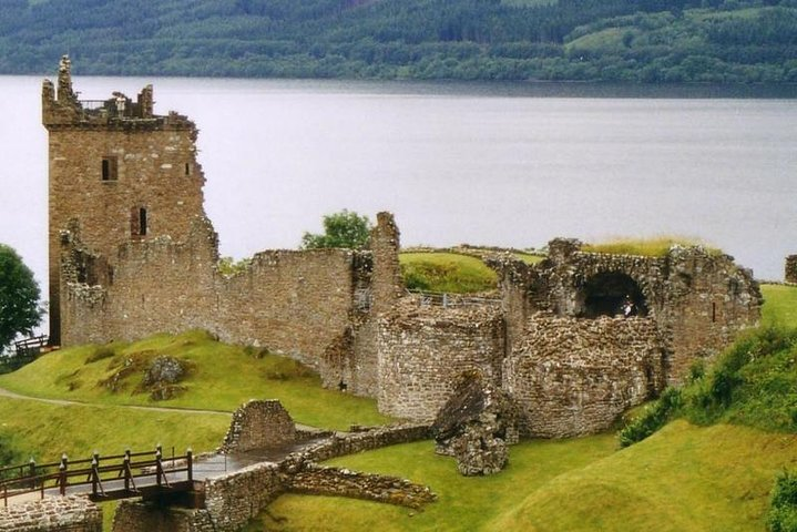Explore the majestic ruins of Urquhart Castle set against the stunning backdrop of Loch Ness. Discover history as you wander along the banks and seek out the legendary Nessie.